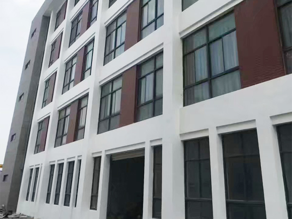 厂房翻新