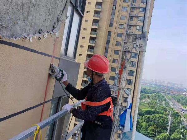 旧墙翻新